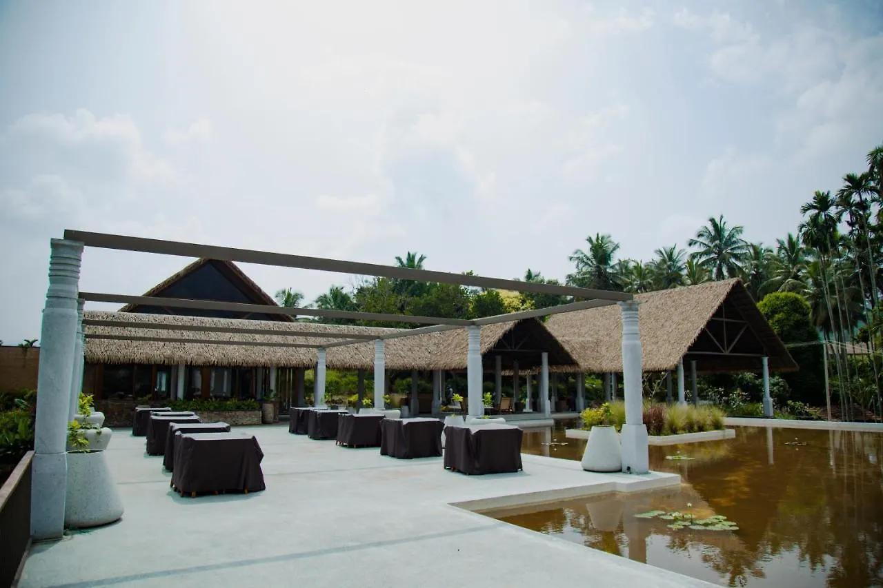 Maayaa Riverside Villa By Kpm Tripenta Attappadi Hotel