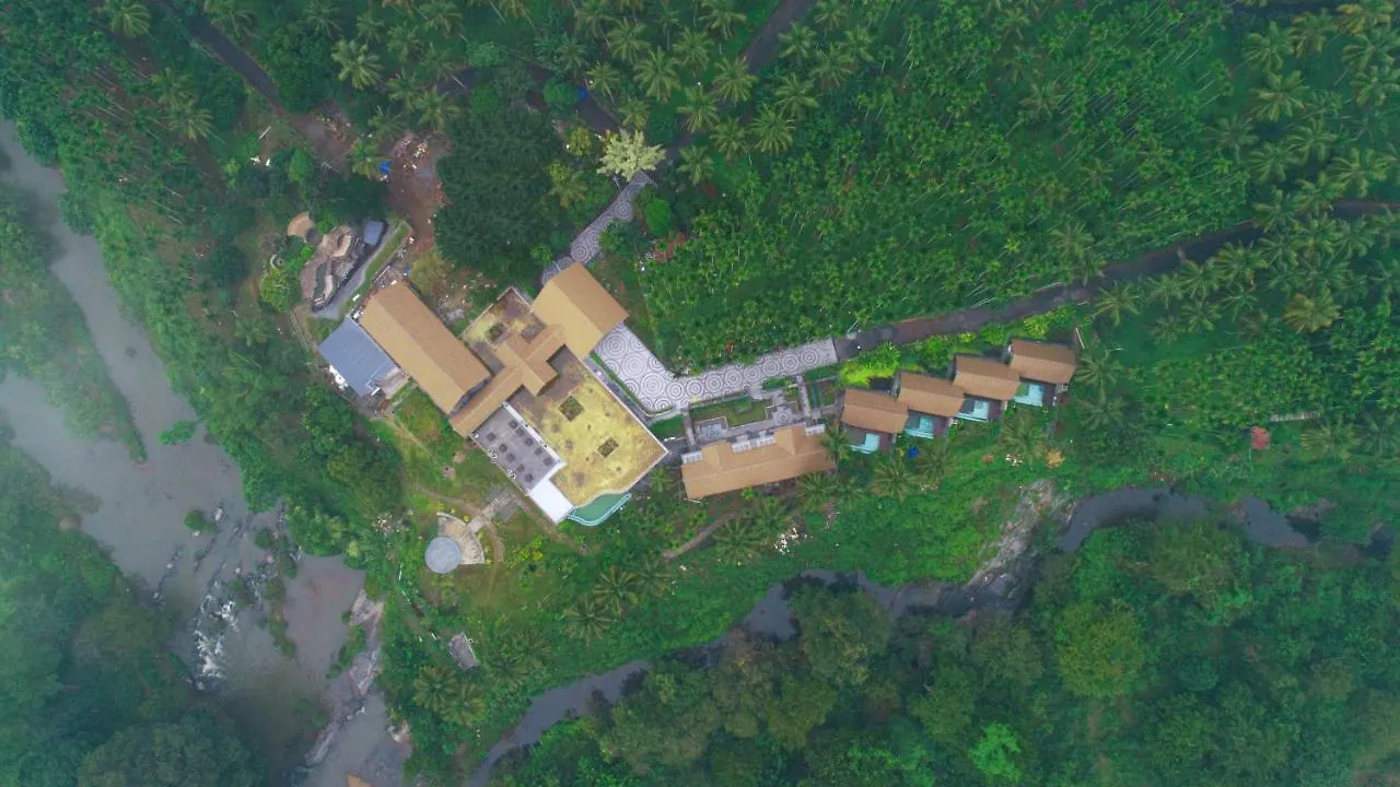 Maayaa Riverside Villa By Kpm Tripenta Attappadi 3*,